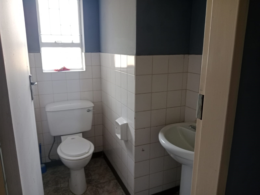 To Let 3 Bedroom Property for Rent in Riebeeckstad Free State